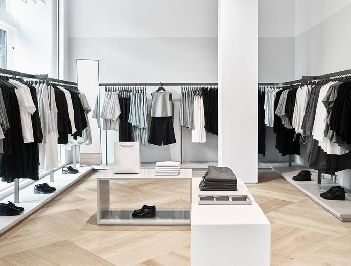 COS, London, Store